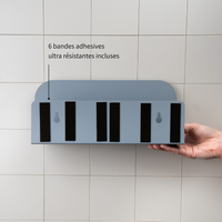 étagère de douche design en aluminium inoxydable fixable au mur sans perçage grâce à des bandes adhésives ultra résistantes. 20 couleurs disponibles.