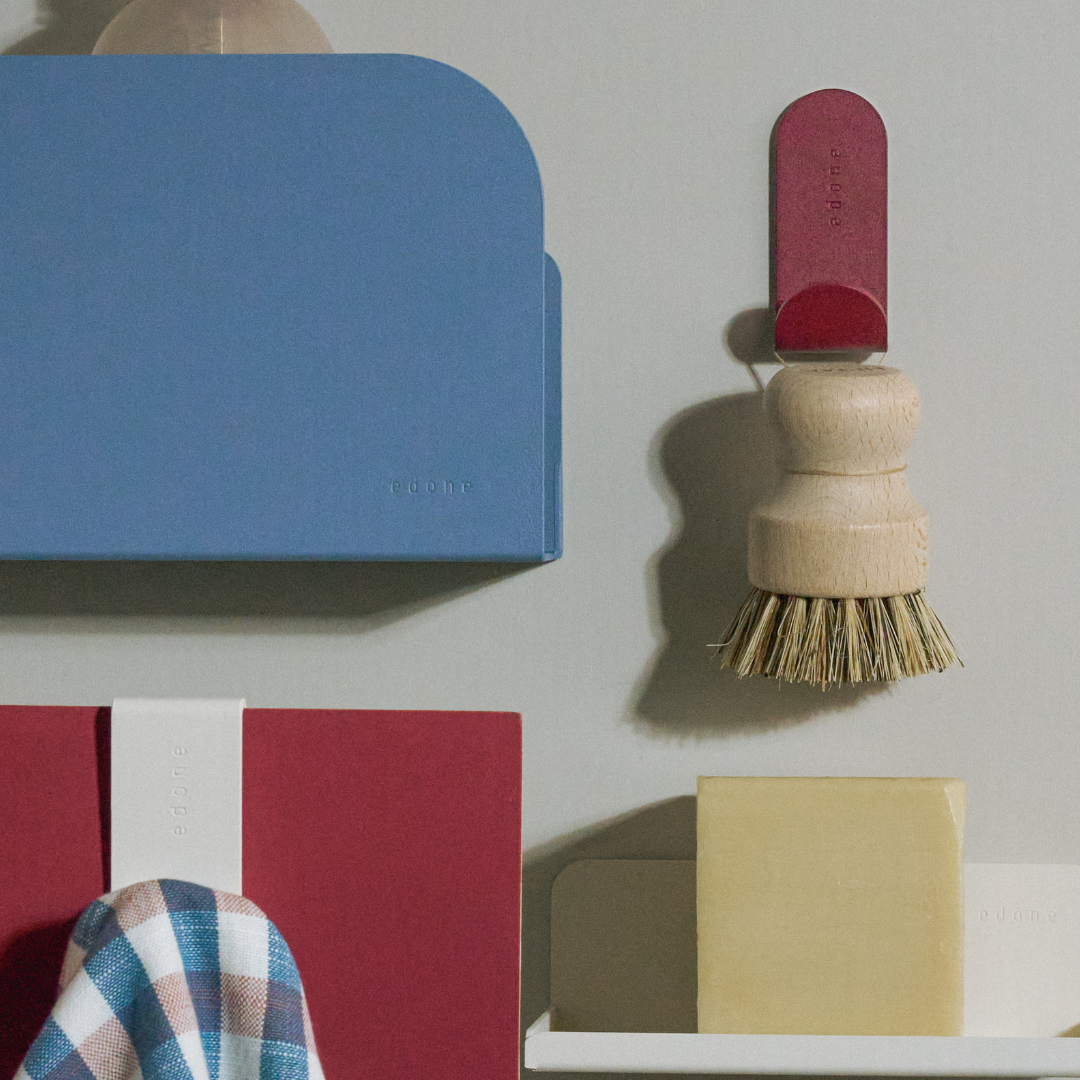 patère porte serviette ou torchon design et coloré fixable au mur sans perçage