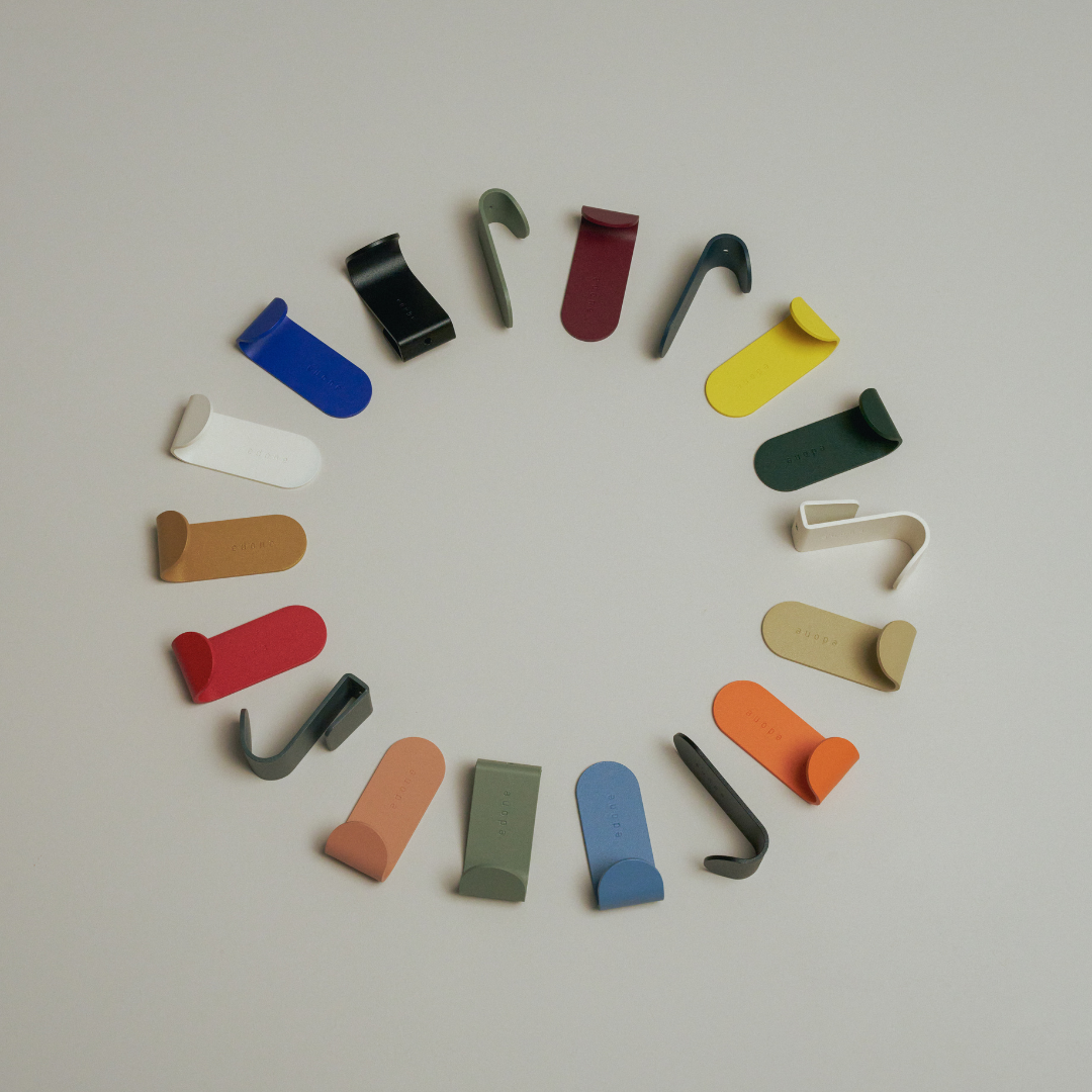 patère porte serviette ou torchon design et coloré fixable au mur sans perçage