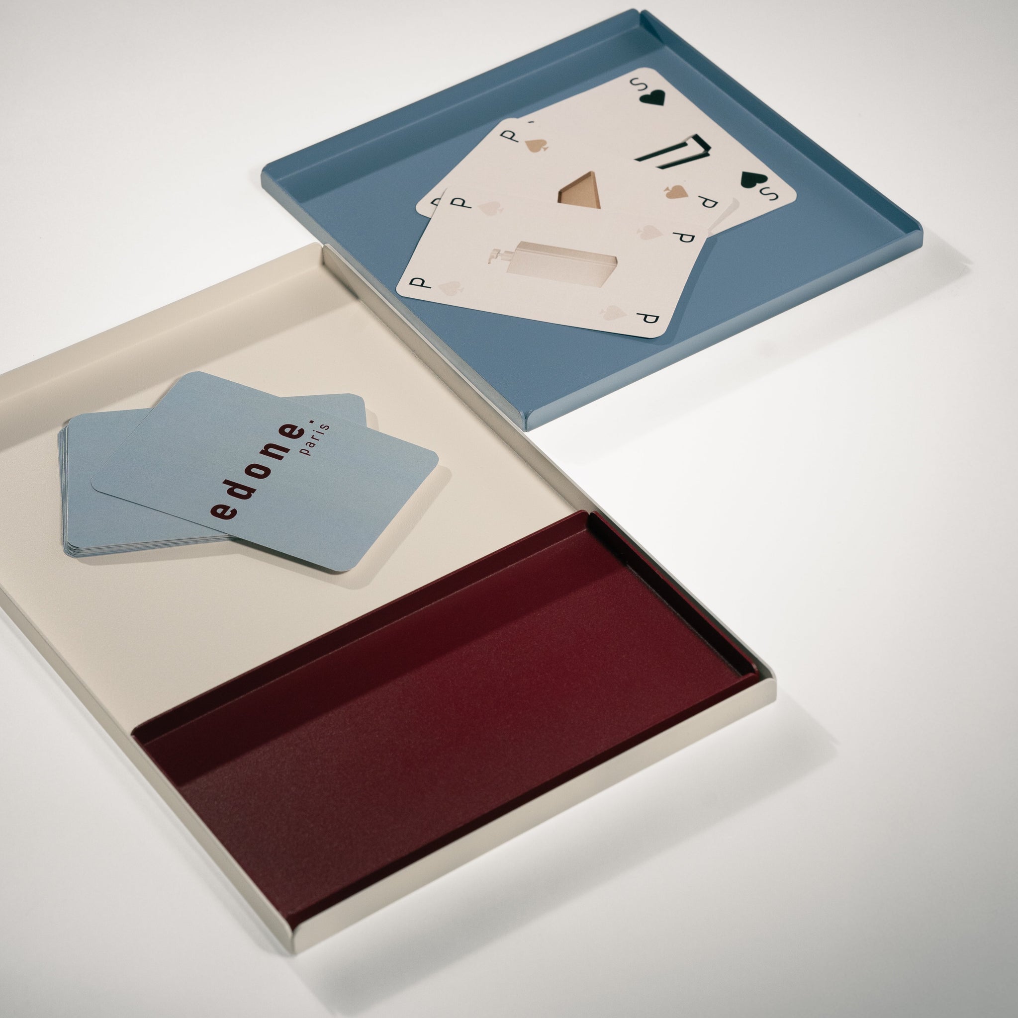 plateaux gigognes colorés