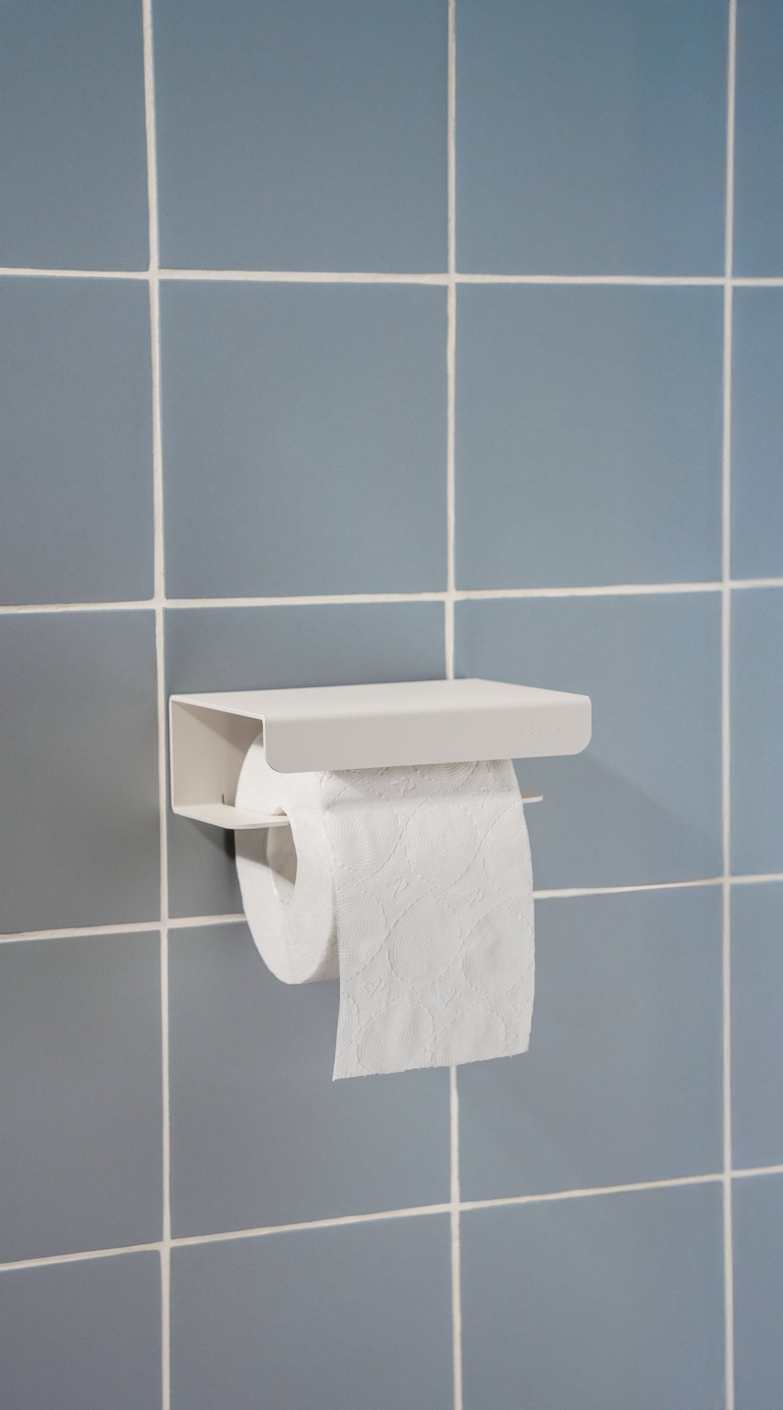 porte papier toilette avec tablette design et sans perçage