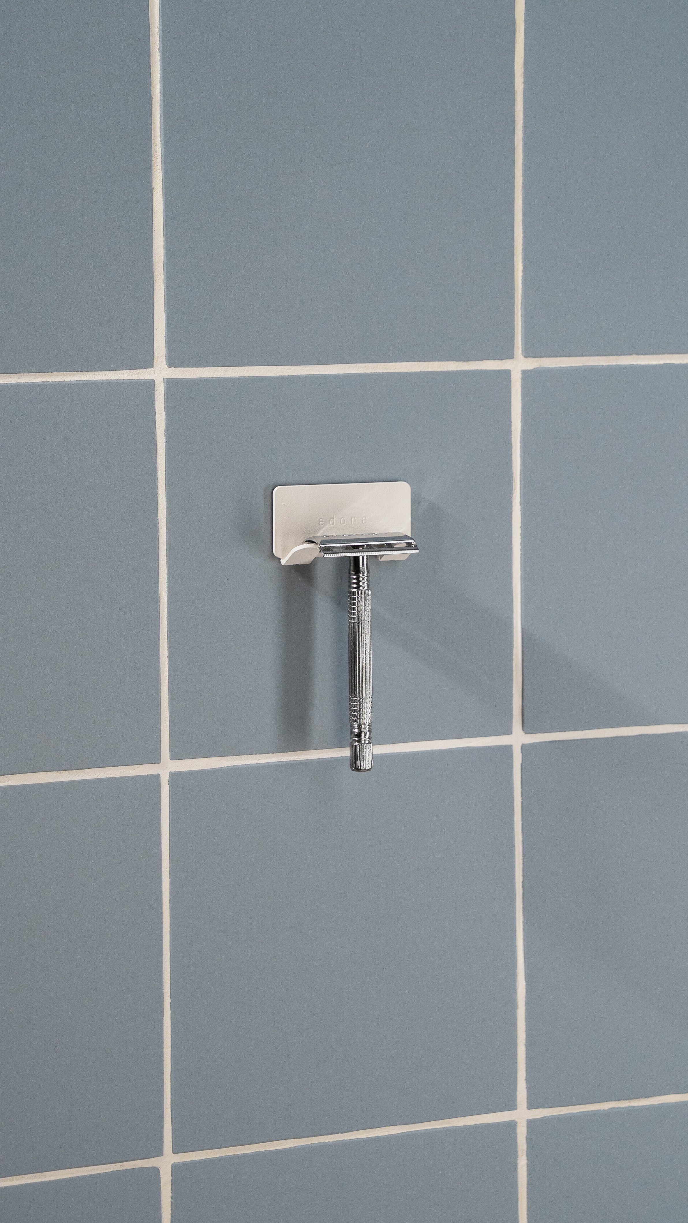 porte rasoir design fixable au mur sans perçage Bild